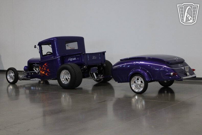 1933 Ford F-100