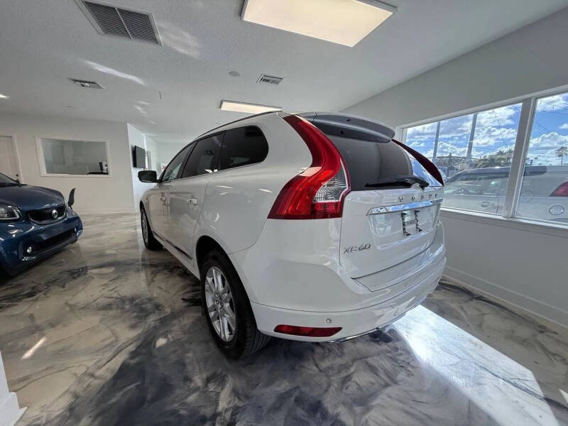 2015 Volvo XC60 T5 Premier
