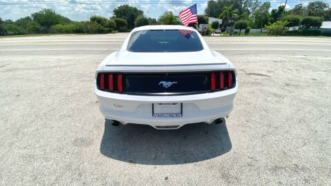 2017 Ford Mustang EcoBoost Premium