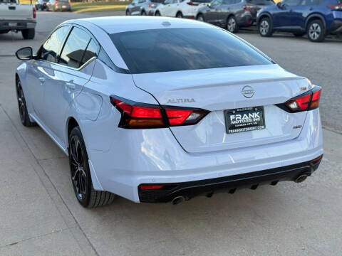 2025 Nissan Altima 2.5 SR