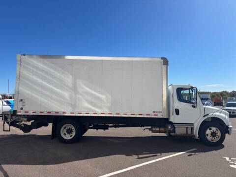 2019 Freightliner M2 106