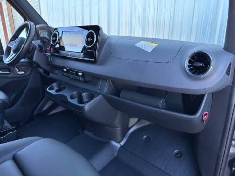 2024 Mercedes-Benz Sprinter 2500