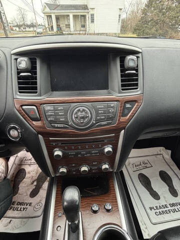 2017 Nissan Pathfinder S