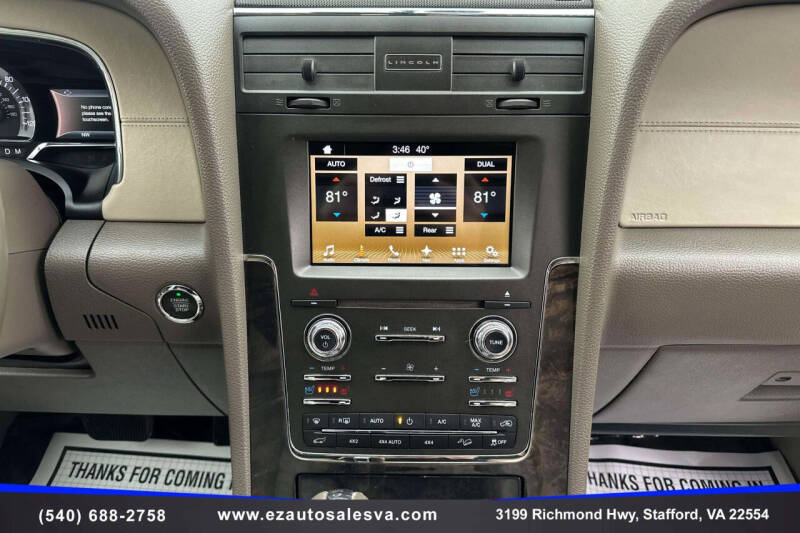 2017 Lincoln Navigator Select