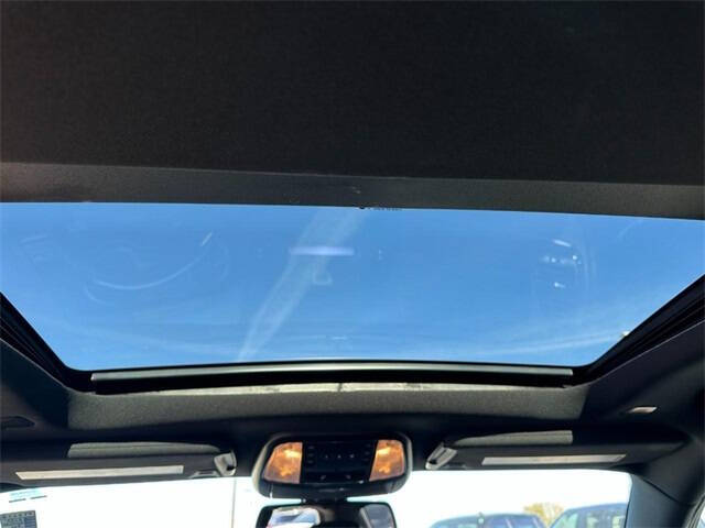 2022 Chrysler 300 S V6