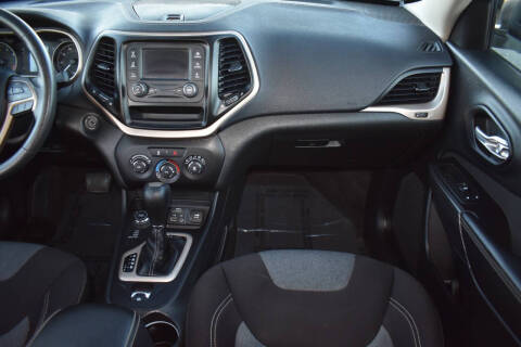 2014 Jeep Cherokee Sport