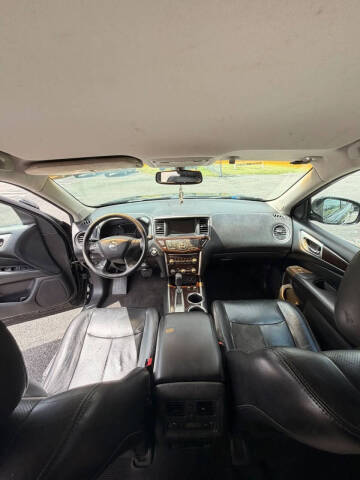 2013 Nissan Pathfinder Platinum