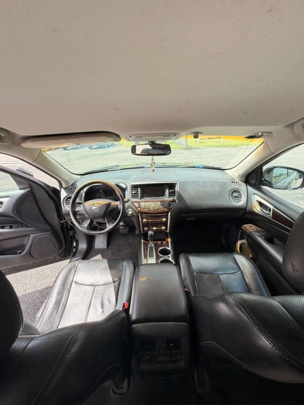 2013 Nissan Pathfinder Platinum