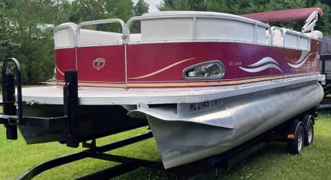 2010 Avalon Tahoe 2100 Pontoon 90 Hp Merc. for sale at Waukeshas Best Used Cars in Waukesha WI