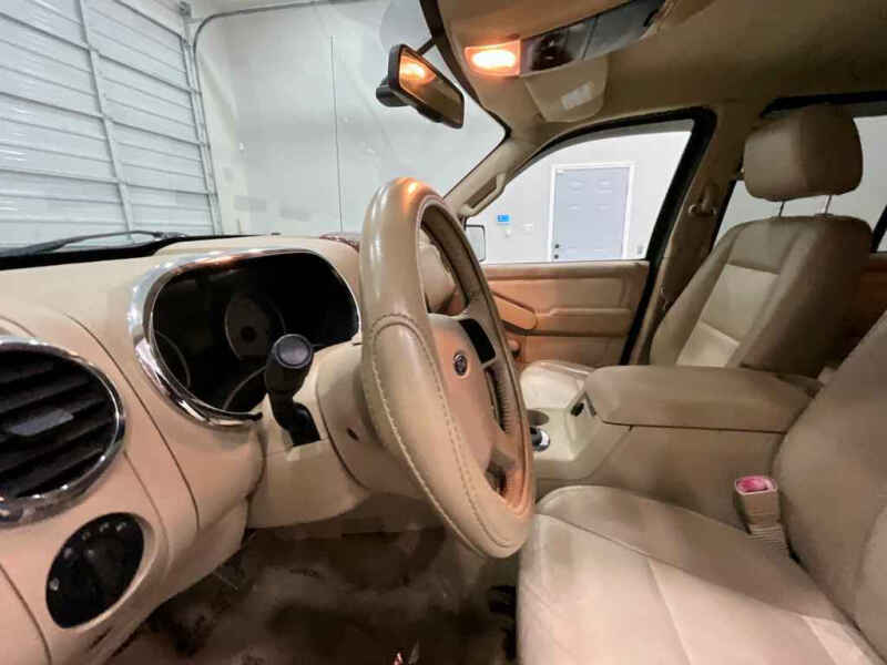 2006 Ford Explorer Eddie Bauer