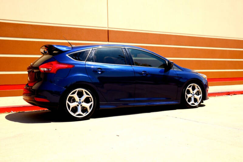 2017 Ford Focus ST