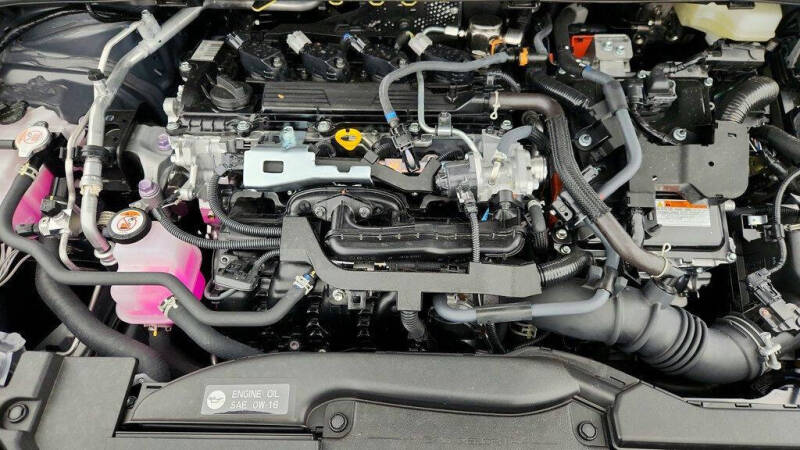 2025 Toyota Prius LE