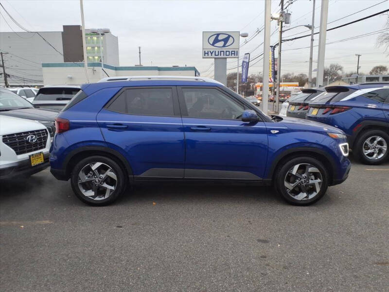 2024 Hyundai Venue Limited