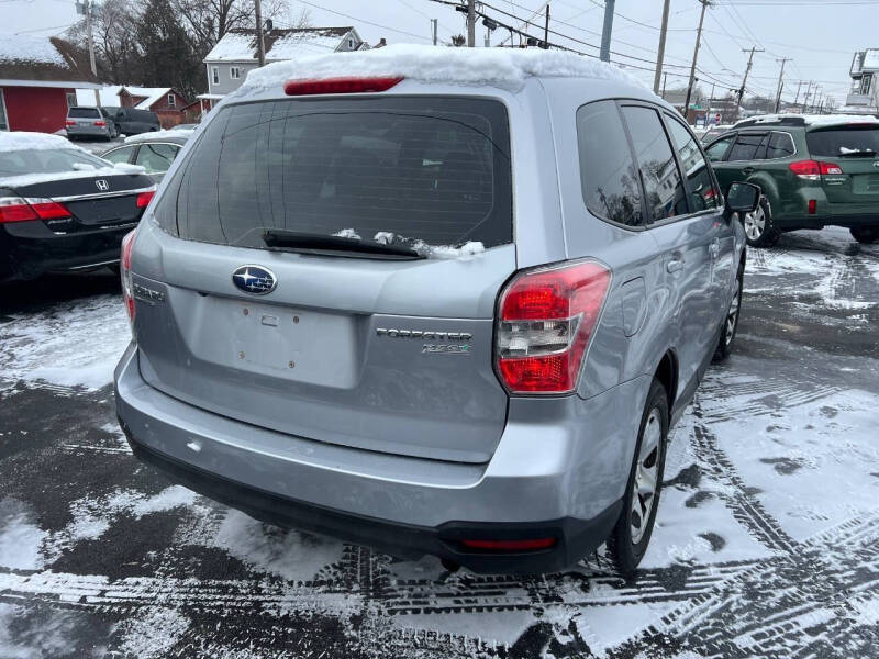 2016 Subaru Forester 2.5i