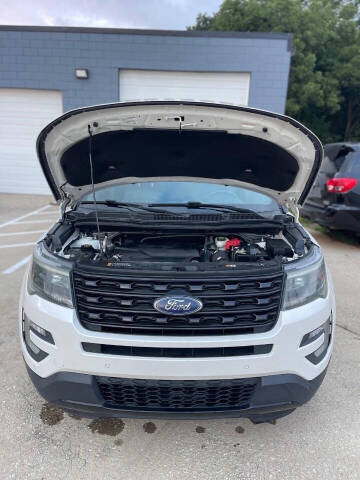 2016 Ford Explorer Sport