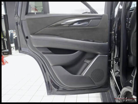 2018 Cadillac Escalade Platinum