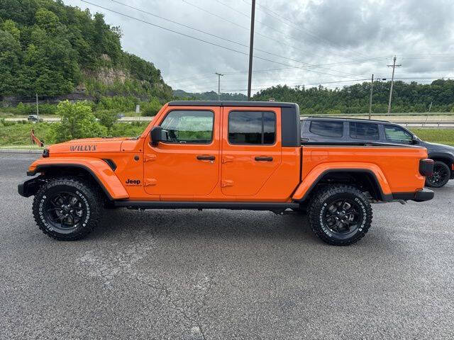 2025 Jeep Gladiator Willys
