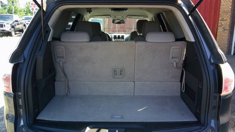 2011 GMC Acadia SLE