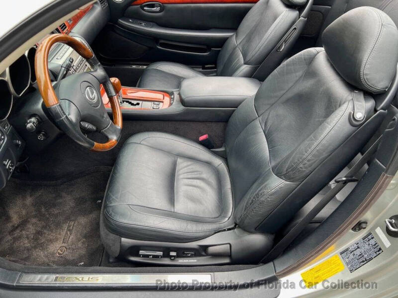 2002 Lexus SC 430