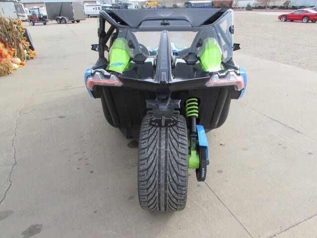 2023 Polaris Slingshot