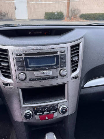 2014 Subaru Legacy 2.5i