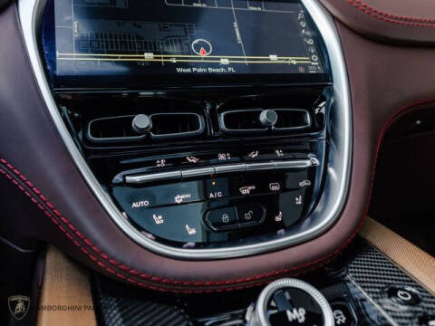 2023 Aston Martin DBX 707