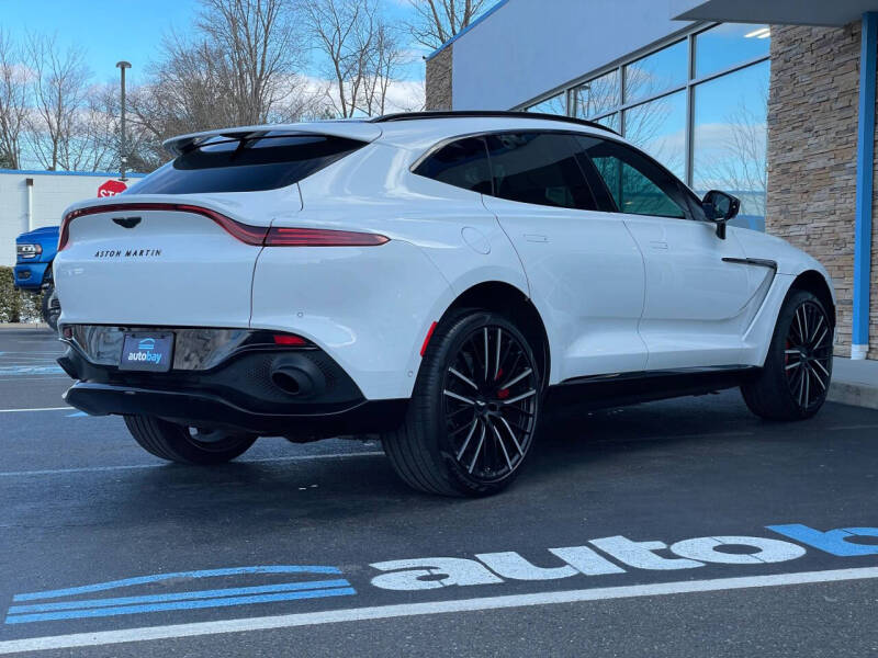 2023 Aston Martin DBX