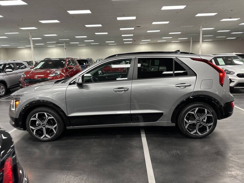 2023 Kia Niro EX Touring