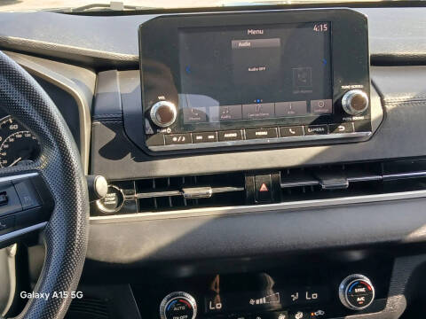 2022 Mitsubishi Outlander ES