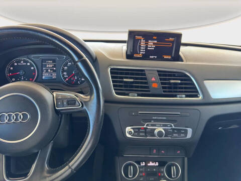 2017 Audi Q3 2.0T Premium