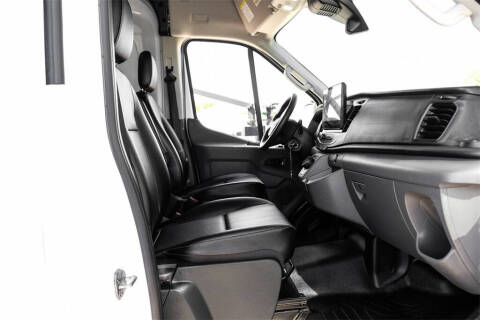 2022 Ford E-Transit 350