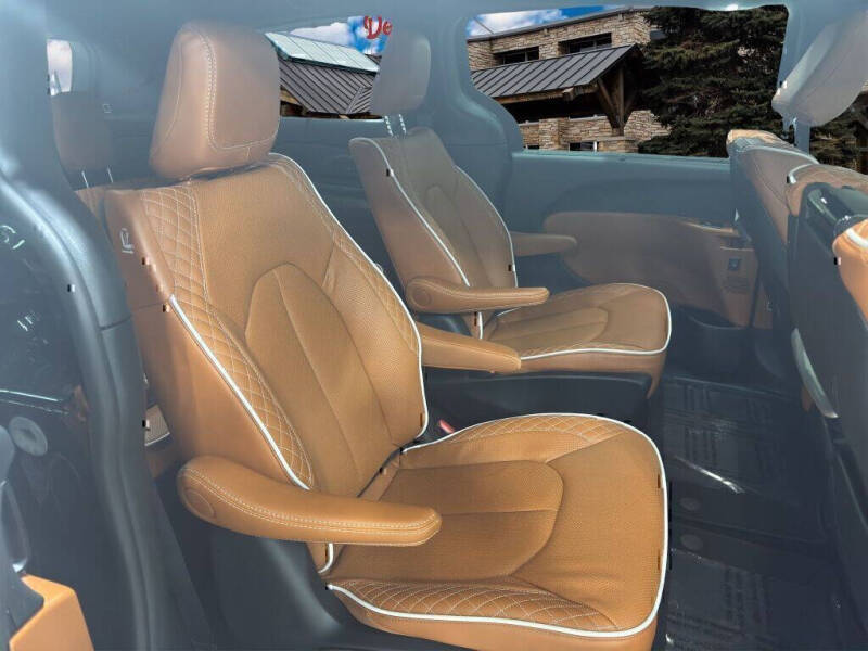 2026 Chrysler Pacifica Pinnacle