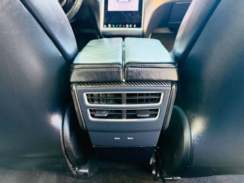 2017 Tesla Model X 75D