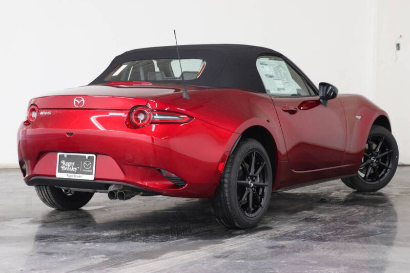 2025 Mazda MX-5 Miata Sport