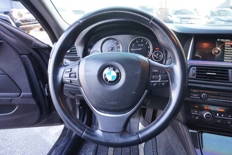 2015 BMW 5 Series 528i