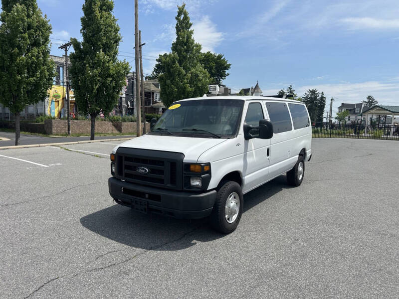 2012 Ford E-Series E-350 SD