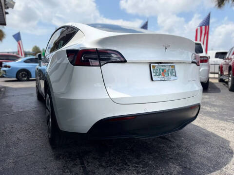 2022 Tesla Model Y Long Range