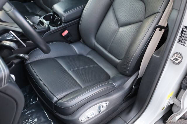 2023 Porsche Macan S