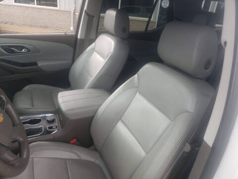 2021 Chevrolet Traverse LT Leather