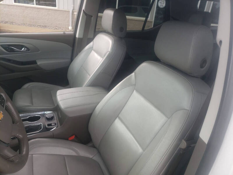 2021 Chevrolet Traverse LT Leather