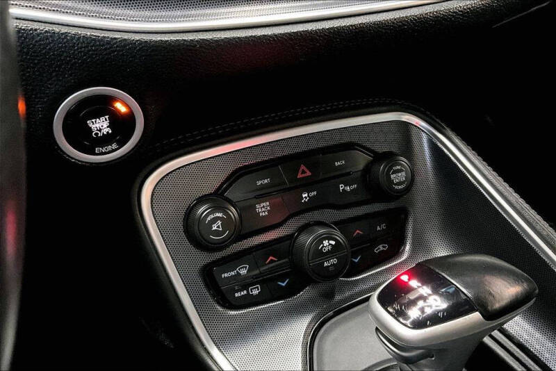 2015 Dodge Challenger