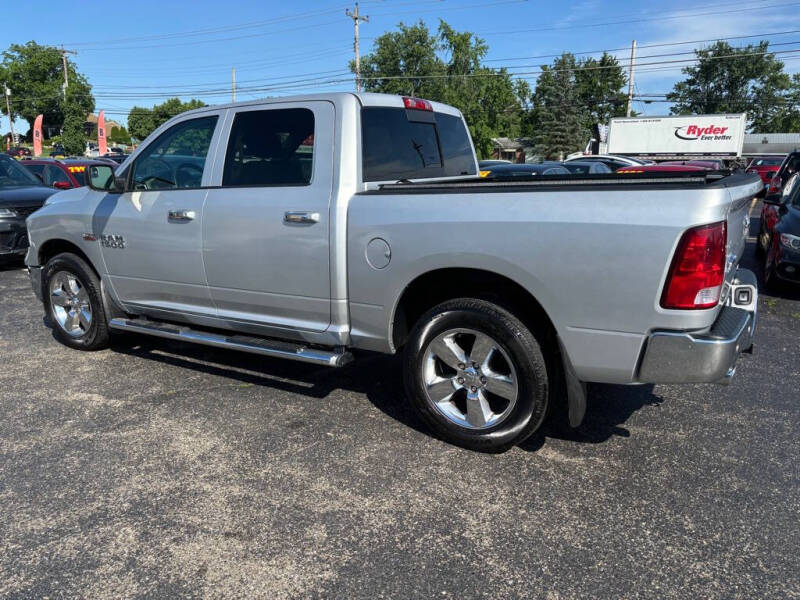 2017 RAM 1500 SLT