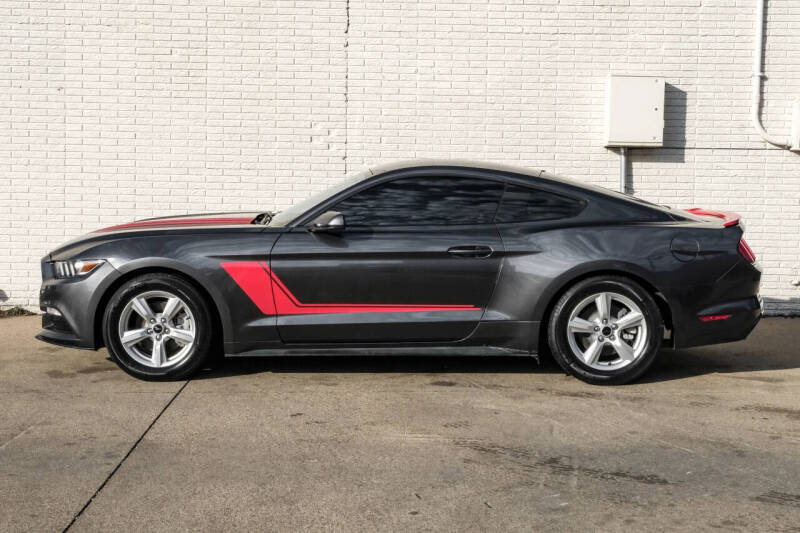 2017 Ford Mustang V6