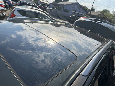 2017 Nissan Pathfinder SL