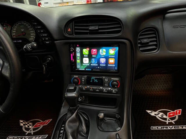 2004 Chevrolet Corvette