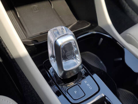 2026 Volvo XC40 B4 Plus