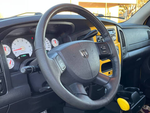 2004 Dodge Ram 1500 SLT