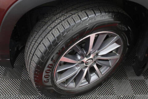 2017 Toyota Highlander SE