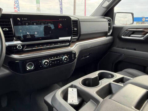 2023 GMC Sierra 1500 Elevation Standard