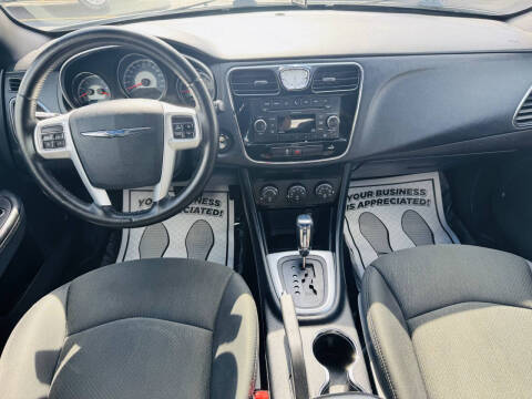 2011 Chrysler 200 Touring